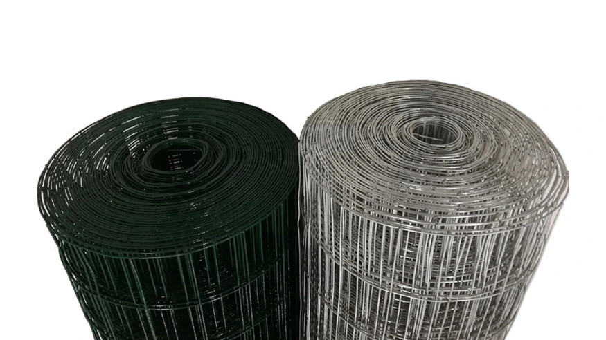 Electrowelded fence meshes